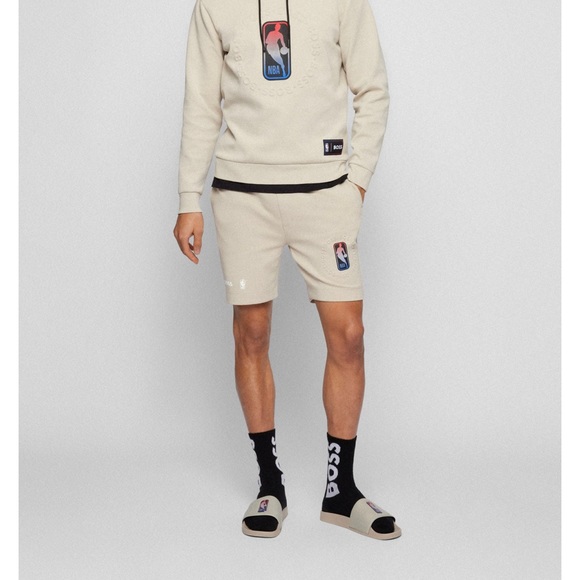 ❤️❤️HUGO BOSS
Collaborative Brand Print NBA Slides - Picture 2 of 4